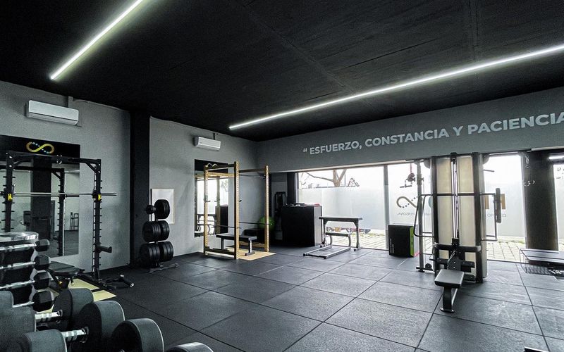 Mancuernas y equipamiento FisiotrainingLeira